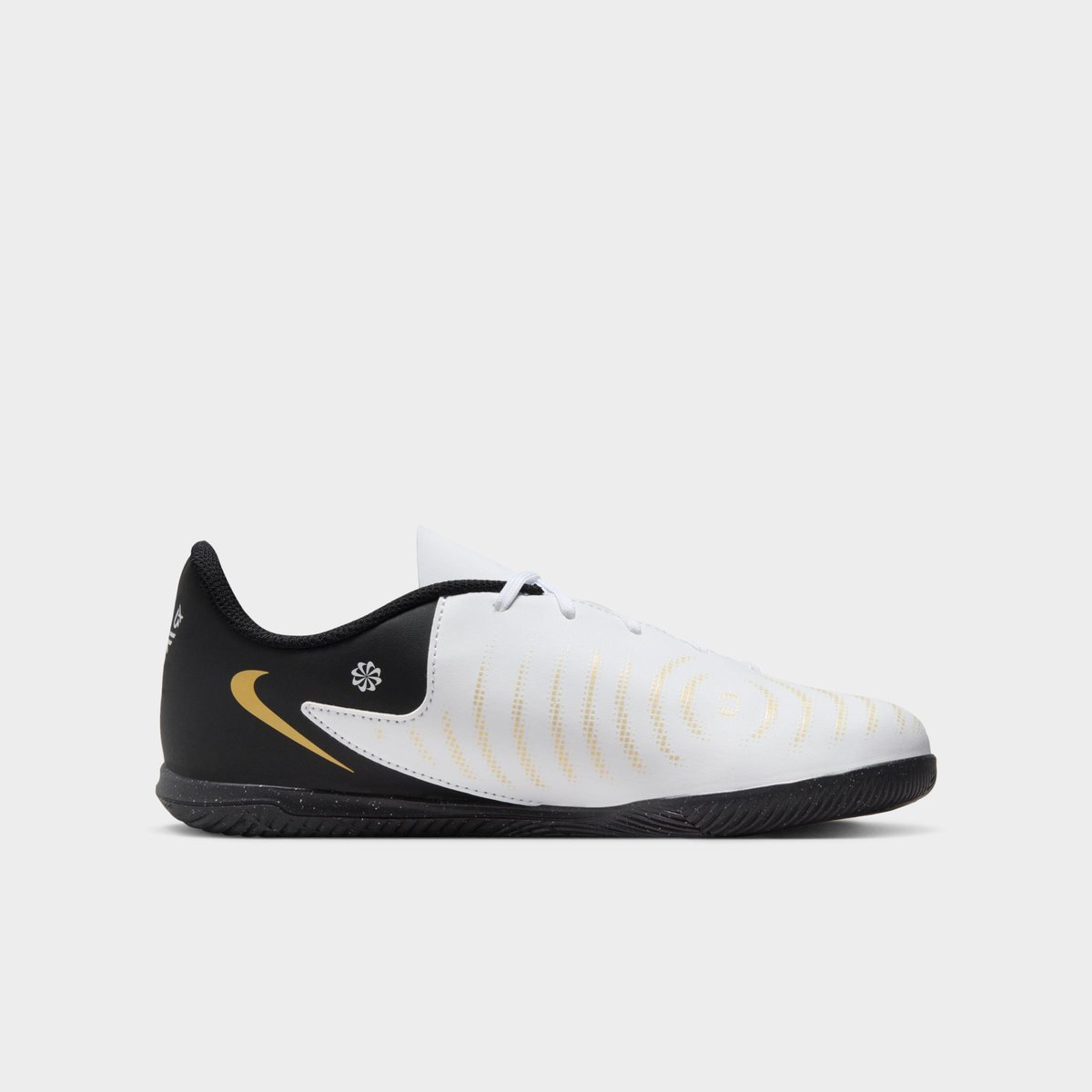Newcastle United nike phantom gx 2 club juniors indoor football trainers whiteblkgold Collection - Football Kits & Footwear