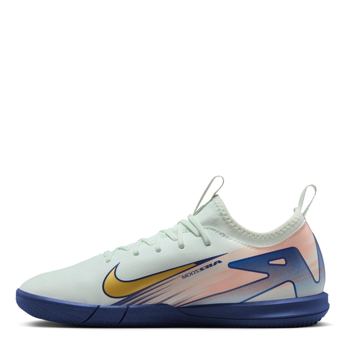 Newcastle United nike zoom mercurial vapor 16 academy juniors indoor football boots greenwhite Collection - Football Kits & Footwear